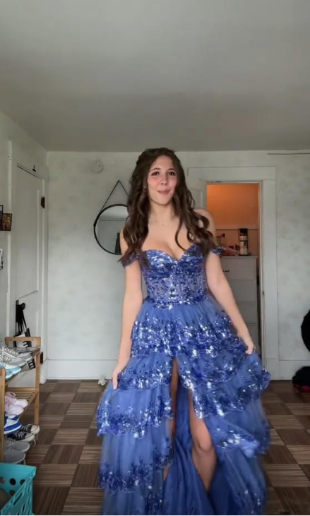 Funkelndes blaues Tüll-Pailletten-Abendkleid mit mehreren Lagen, formelles Ballkleid mit Schlitz, Y7961