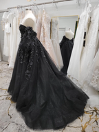 Atemberaubendes, alternatives schwarzes Kleid, schulterfreies Ballkleid, Gothic, unkonventionelles Hochzeitskleid, Y2477