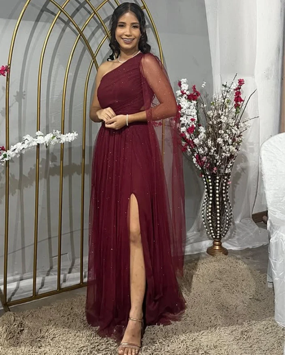 Hübsches Burgunderrotes Abendkleid mit einer Schulter und Tüll-Pailletten, Schlitz, Ballkleid Y7826
