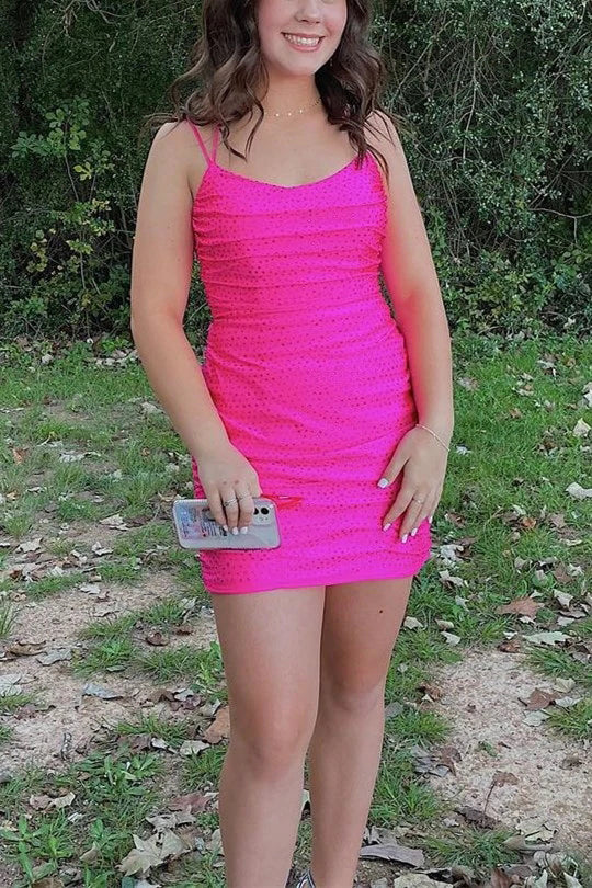 Vestidos de fiesta elegantes con tirantes finos y lentejuelas ajustadas
