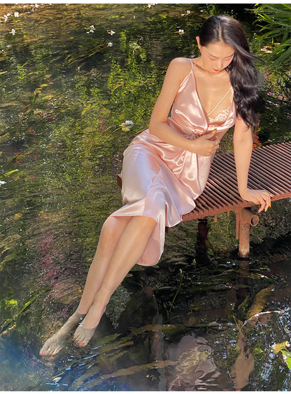 Sexy Neckholder V-Ausschnitt Partykleid Champagner Gold Abschlussball Abendkleid Y8211