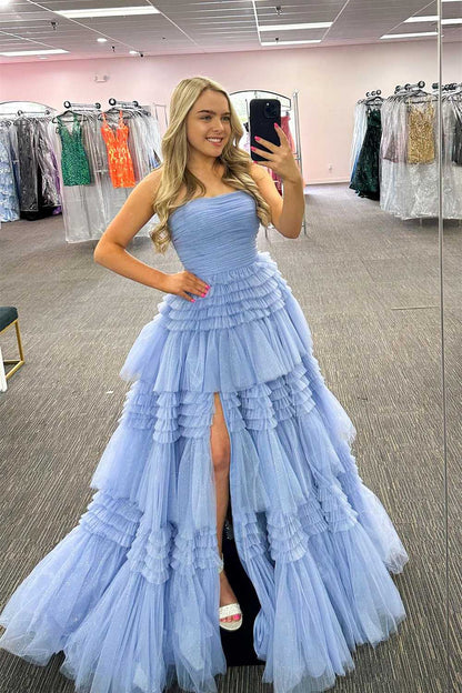 Daniela | Langes, trägerloses A-Linien-Ballkleid aus Tüll mit gestuften Rüschen
