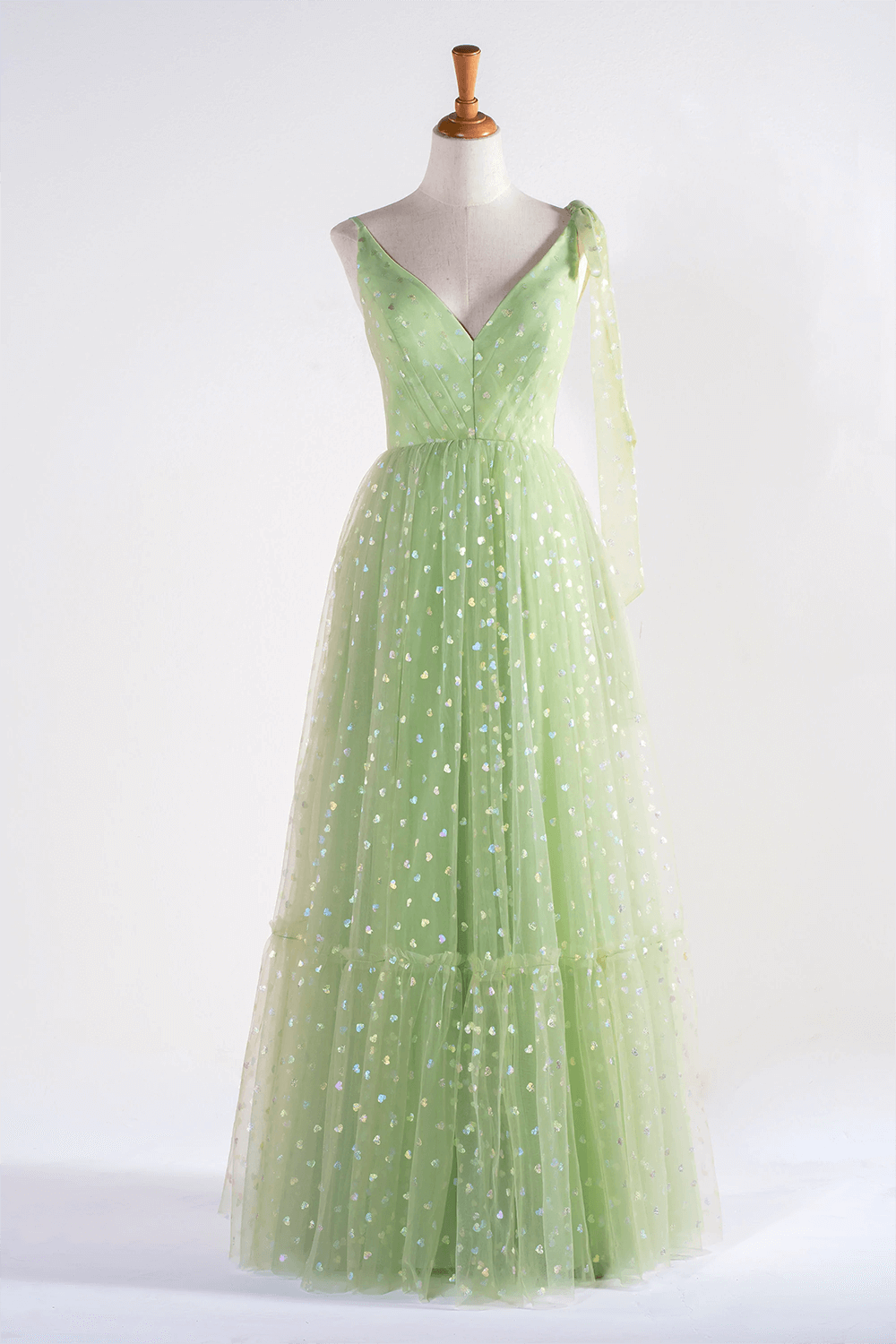 Vestido de fiesta de tul con escote en V y lunares hasta el suelo