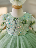 Salbeigrünes, langärmliges, knielanges Baby-Mädchenkleid 