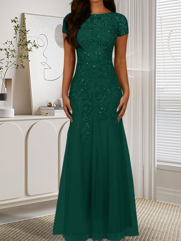 Vestido de tul con lentejuelas y escote redondo de sirena en azul marino oscuro