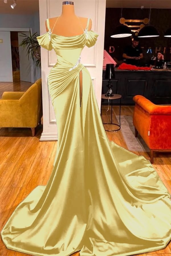 Vestido de fiesta largo verde oscuro de corte sirena con hombros descubiertos y abertura