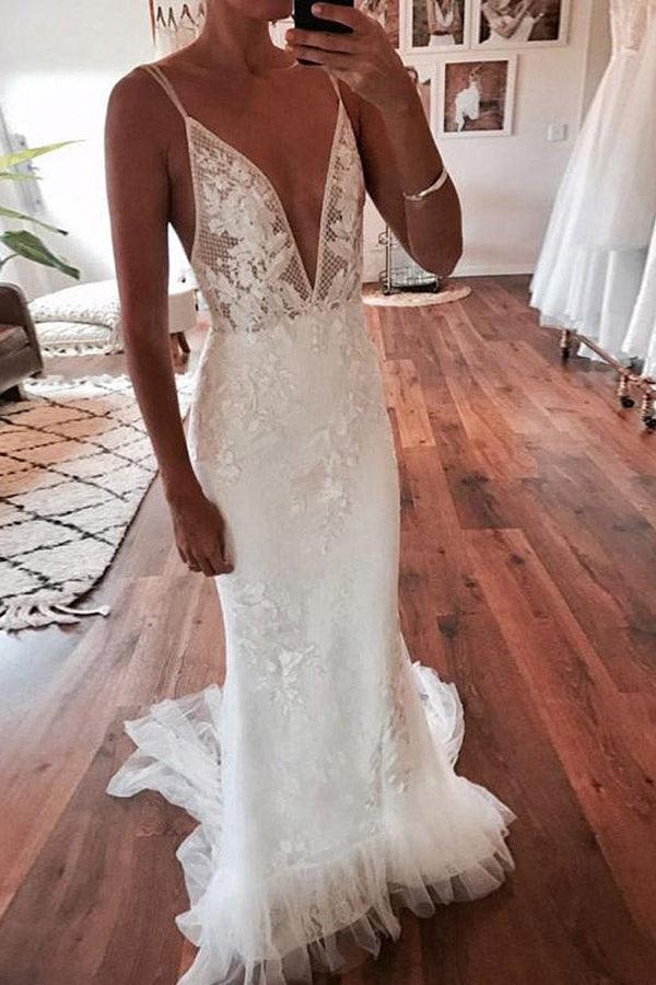 Vestido de novia de encaje color marfil, sirena, escote en V profundo y espalda descubierta WD606