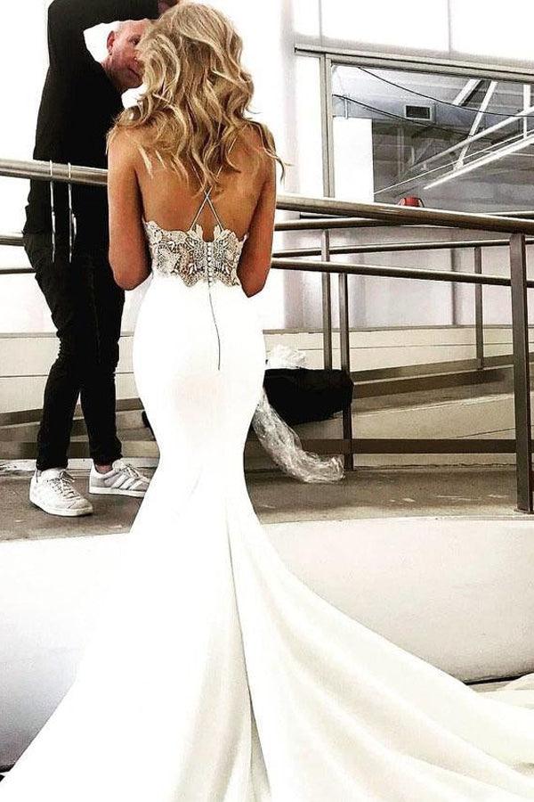 Vestido de novia sirena con escote en V profundo, tirantes finos y espalda descubierta WD586