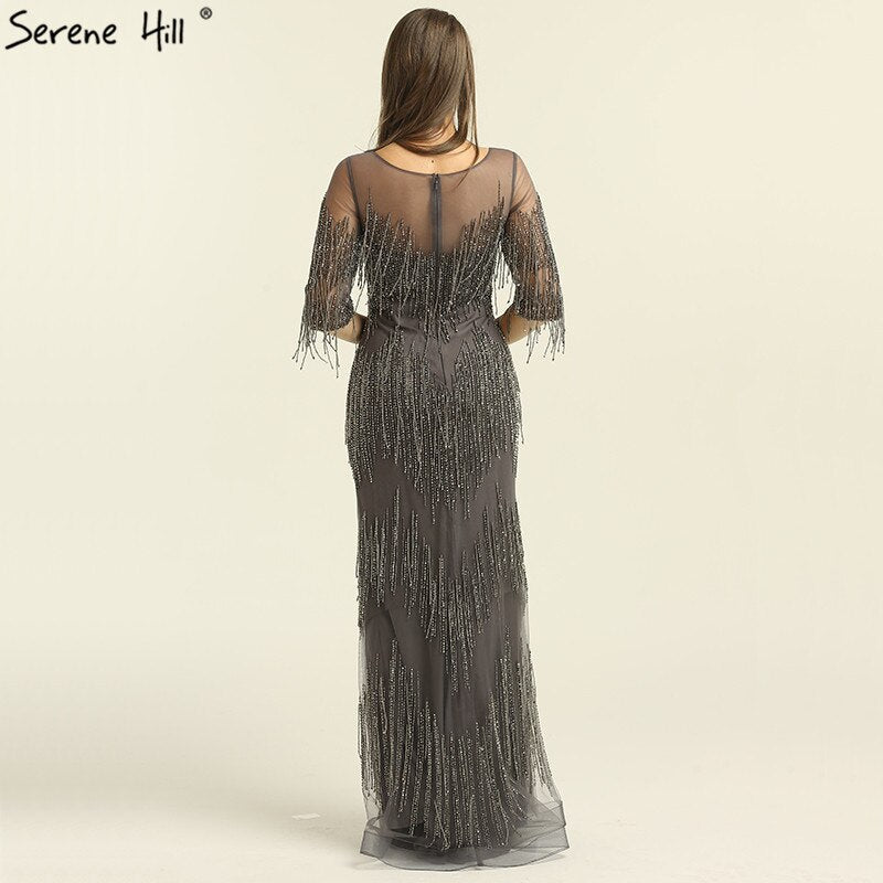 En oferta sin devolución sin reembolsoVenta Dubai Champagne Langarm Sexy Abendkleider 2025 Perlen Quaste Elegante Meerjungfrau Formale Kleid LA6559