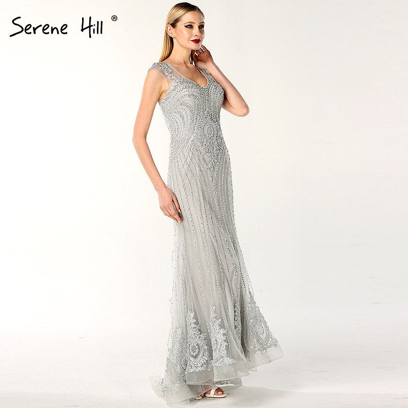 En oferta, sin devolución ni reembolso. Vestidos de noche de lujo con escote en V, diseño de Dubái, grises, con cuentas y perlas, mangas cortas, sexys, 2025 LA60821. 