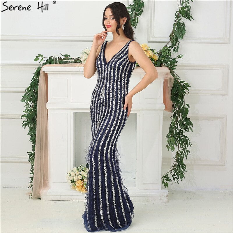 Vestidos de noche azules de lujo de diseñador de Dubái, sexys, con escote en V profundo, espalda descubierta y cuentas de diamantes, en oferta, 2025. Foto real LA6585.