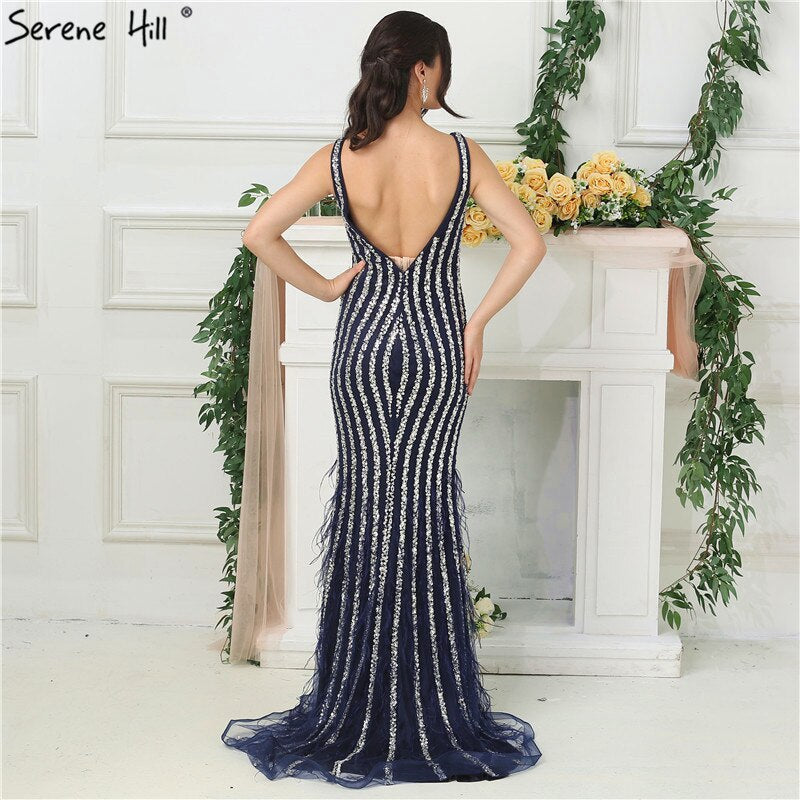 Vestidos de noche azules de lujo de diseñador de Dubái, sexys, con escote en V profundo, espalda descubierta y cuentas de diamantes, en oferta, 2025. Foto real LA6585.