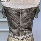 En oferta, sin devoluciones ni reembolsos. Vestidos de noche sexys de Dubái dorados con cuello barco y borlas. Vestidos de noche cortos de lujo sin mangas con lentejuelas y cuentas. Foto real LA60826