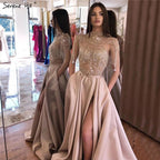 Vestidos de fiesta de Dubái dorados con cuello alto y brillantes, sin mangas, con borlas y cuentas, corte A, diseño LA60998 
