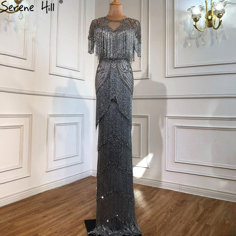 Vestido de noche de lujo con borlas y cuentas en gris de Dubái 2025, corte sirena, manga corta, vestido formal LA70275 