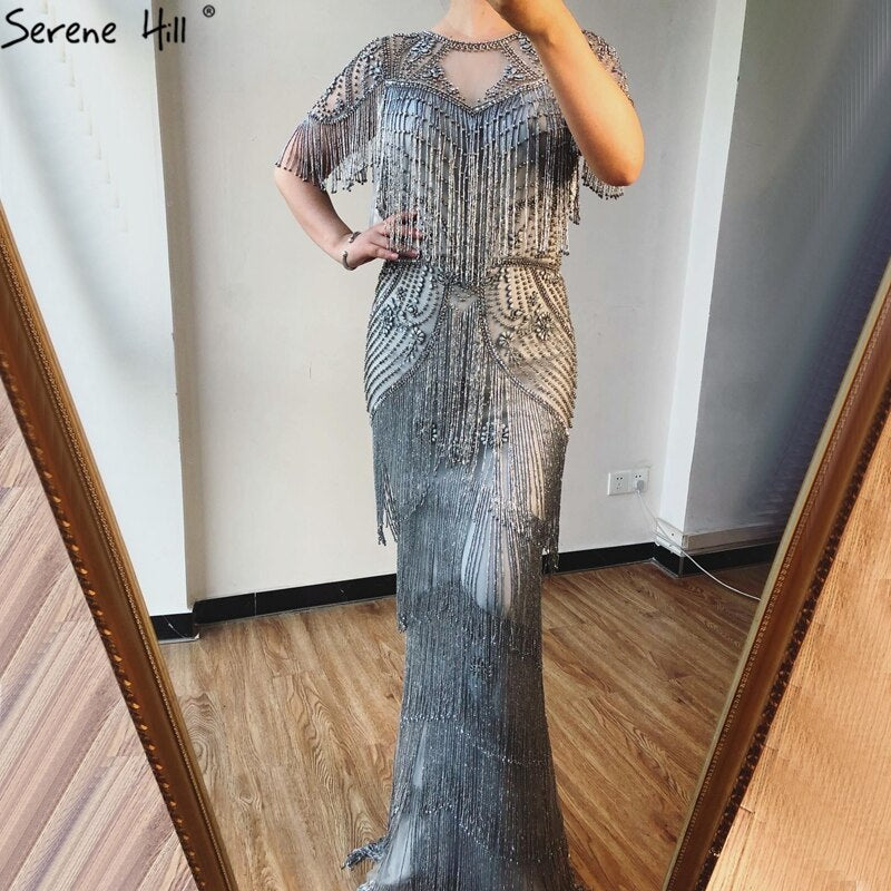 Vestido de noche de lujo con borlas y cuentas en gris de Dubái 2025, corte sirena, manga corta, vestido formal LA70275 