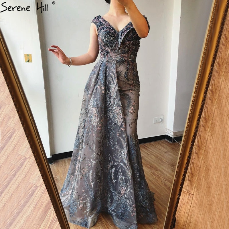 Vestidos de noche sexys de sirena gris de Dubái, sin mangas, con escote en V y cristales, LA70557 