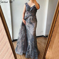 Vestidos de noche sexys de sirena gris de Dubái, sin mangas, con escote en V y cristales, LA70557 