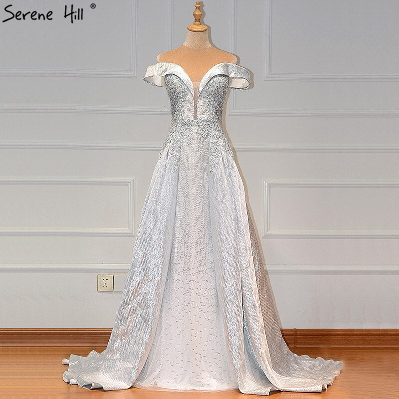 En oferta, sin devolución ni reembolso. Vestidos de noche sexys de Dubái con escote corazón de cristal marfil 2025. Diseño Dubái, sin mangas, vestidos de noche de lujo LA60925.