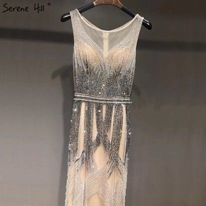 En oferta, sin devolución ni reembolso. Venta en Dubai, último diseño, vestidos de noche azules dorados sin mangas 2025, vestido de noche de lujo con lentejuelas y cuentas, largo, foto real LA60783.