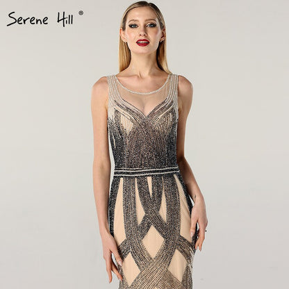 En oferta, sin devolución ni reembolso. Venta en Dubai, último diseño, vestidos de noche azules dorados sin mangas 2025, vestido de noche de lujo con lentejuelas y cuentas, largo, foto real LA60783.