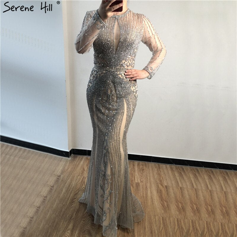 Vestido de noche de lujo de Dubái, gris, con mangas largas y escote redondo, corte sirena, corte diamante, talla grande 2025 LA70116 