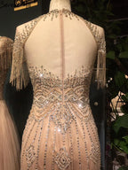 Vestido de noche de lujo estilo sirena color nude de Dubái, cuello redondo, manga corta, apliques de cuentas y borlas, LA70646 