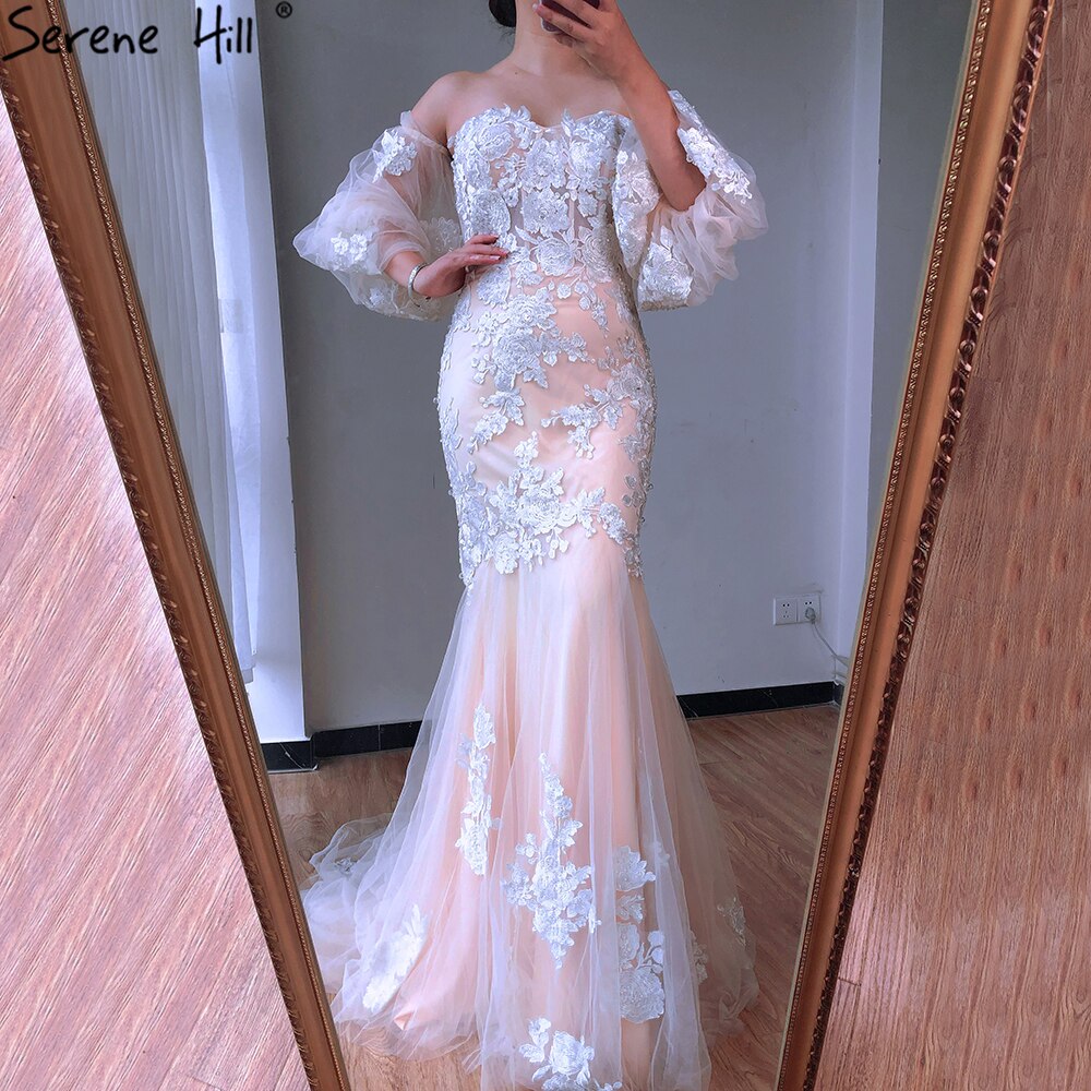 Vestidos de novia sexys de sirena blanca con escote nude en Dubái 2025, con mangas farol y flores y cuentas, LA70417, hechos a medida