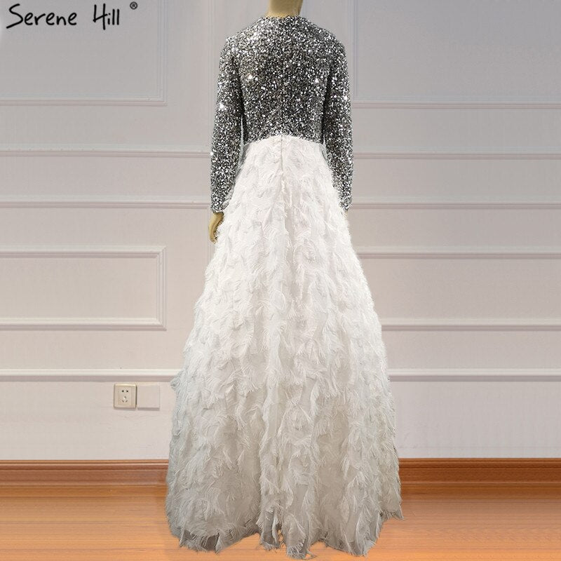 Vestidos de noche de lujo blancos de Dubái con mangas largas 2025, escote en V, sexys, con lentejuelas y capas, LA6574 