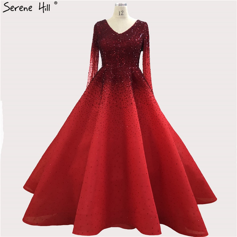 Vestidos de noche sexys de alta gama con escote en V en color vino tinto de Dubái 2025, vestidos de noche de lujo con cristales y manga larga, diseño LA70272 