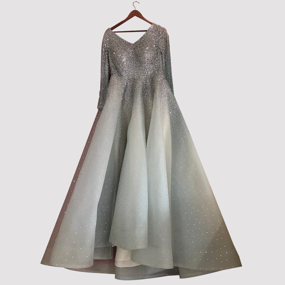 Vestidos de noche sexys de alta gama con escote en V en color vino tinto de Dubái 2025, vestidos de noche de lujo con cristales y manga larga, diseño LA70272 