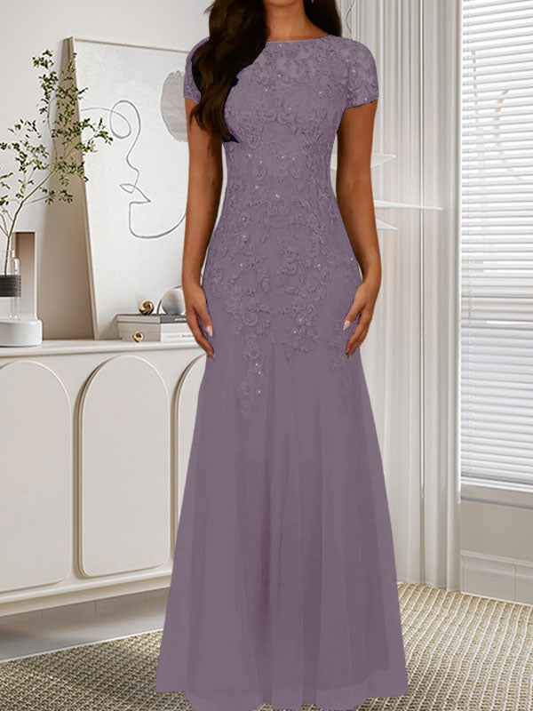 Vestido de tul con lentejuelas y escote redondo de sirena en azul marino oscuro