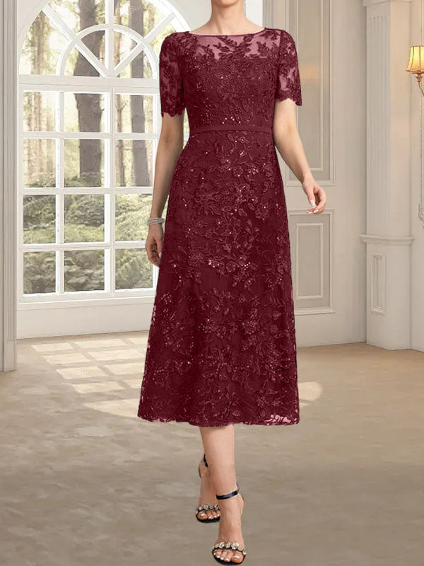 Vestido de madre de la novia de encaje con lentejuelas, corte A, escote ilusión y largo hasta la rodilla