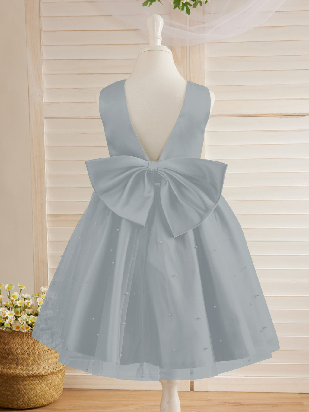 Vestido de niña de las flores de satén, tul y hasta la rodilla, estilo princesa