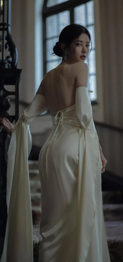 Sexy rückenfreies langes Ballkleid aus weißem Satin mit langen Ärmeln Abendkleid Y2080
