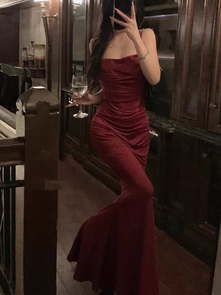 Sexy Spaghettiträger Weißes Meerjungfrau Abendkleid Langes Ballkleid Y7787