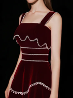 Elegante vestido de noche de terciopelo rojo con corte en A Y4511
