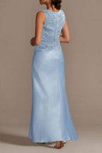 Elegante vestido largo de satén con encaje azul para madre de la novia con chaqueta