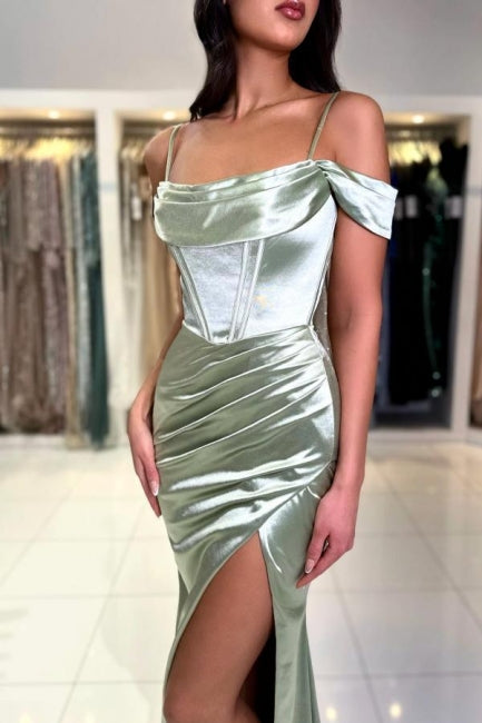 Elegantes langes Meerjungfrau-Ballkleid aus Satin mit Spaghettiträgern und schulterfreiem Schnitt und Schlitz