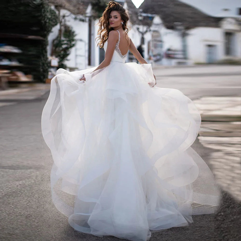 Elegant Spaghetti Straps Ball Gown Wedding Dresses Backless Robe de Mariage Delicate Beaded Ruffles Bridal Gown-payinti