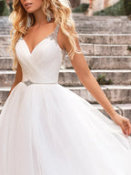 Elegant V Neck Spaghetti Strap Wedding Dresses 2022 New Arrival Beading Sleeveless Backless Bridal Gowns Sweep Train For Women-payinti