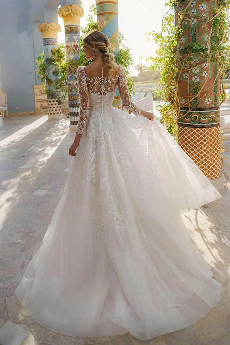 Elegant Long Sleeves Scoop Neck Lace Appliques Beach Wedding Dress WD681