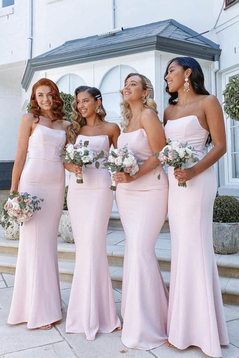Elegante vestido de dama de honor rosa con corte sirena sin tirantes SCB40