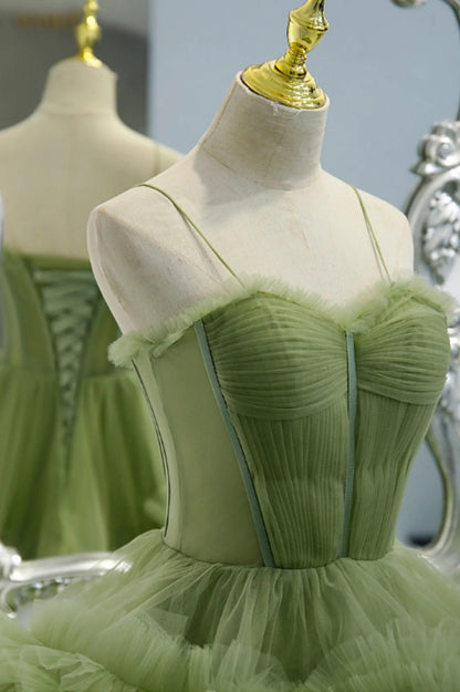 Elegantes, plissiertes grünes Ballkleid aus Tüll mit Trägern, PSK417
