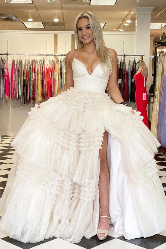 Robe de bal élégante en tulle à col en V et fente latérale, longue robe de bal à plusieurs niveaux PSK392