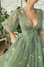 Elegantes vestidos de fiesta cortos de media manga con escote en V y largo hasta el té verde PSK362