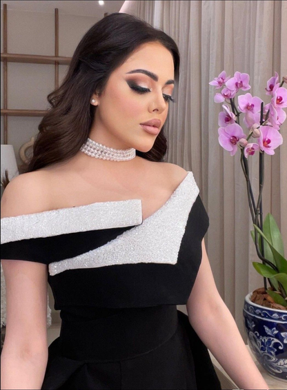 New A-Line Black Arabia Dubai Evening Dresses Off Shoulder Prom Party Gowns Slit Side Elegant Formal Occasion Dress Y4689