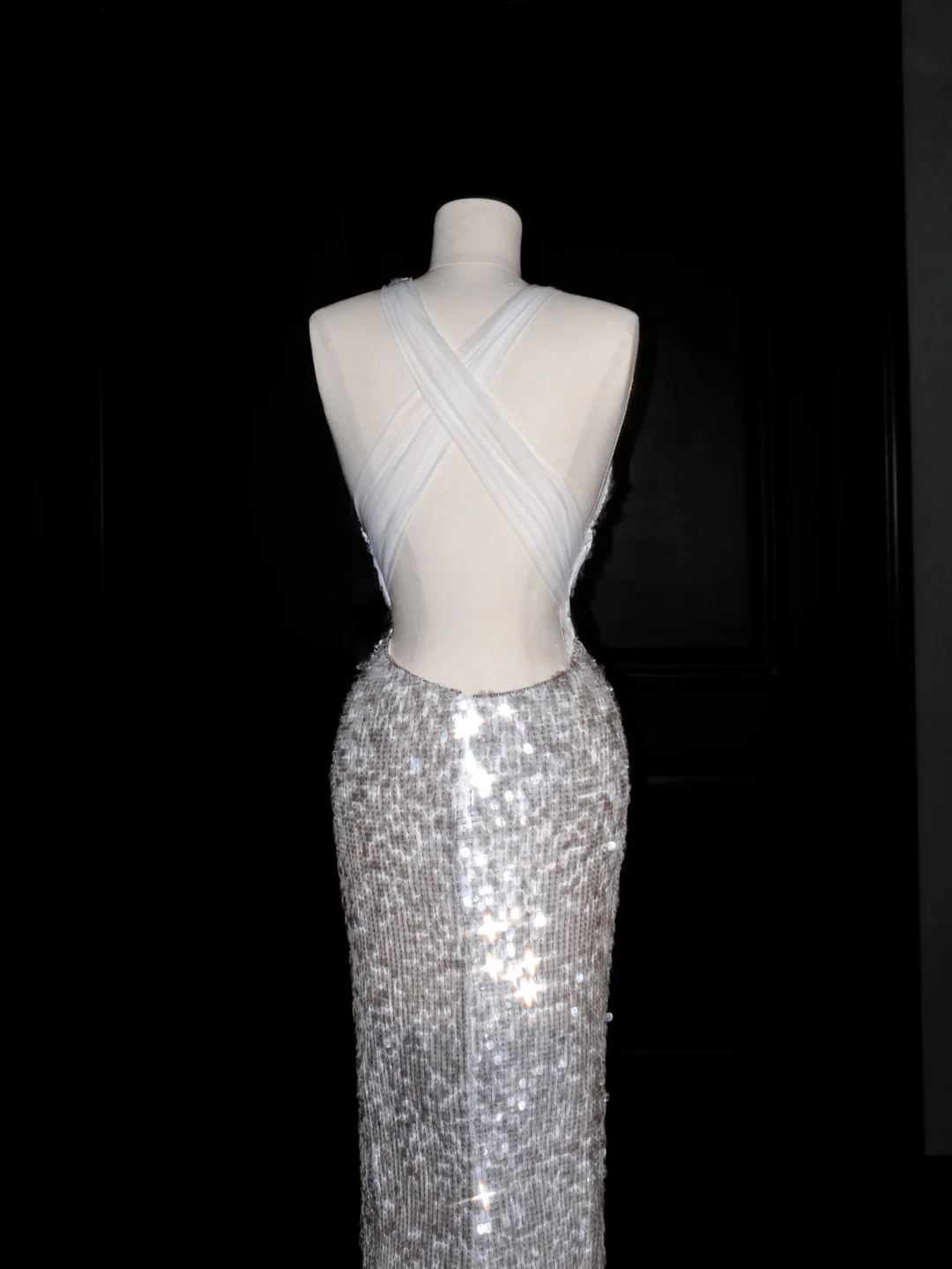 Sexy V-Ausschnitt Silber Pailletten Rückenfreies Meerjungfrau Ballkleid Abendkleid Y8680
