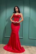 Vestido de noche sexy de sirena con lentejuelas, sin mangas y escote corazón rojo Y4570