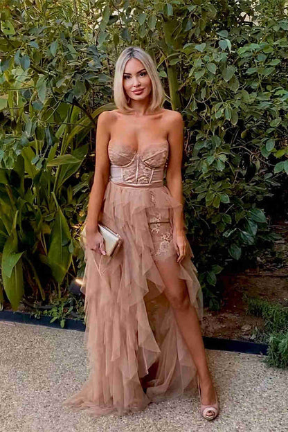 Saanvi | Elegante vestido de fiesta de tul con volantes escalonados en color óxido